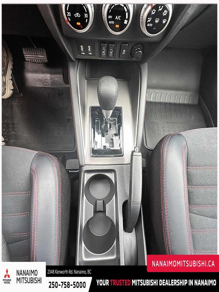 2024 Mitsubishi RVR SEL-17