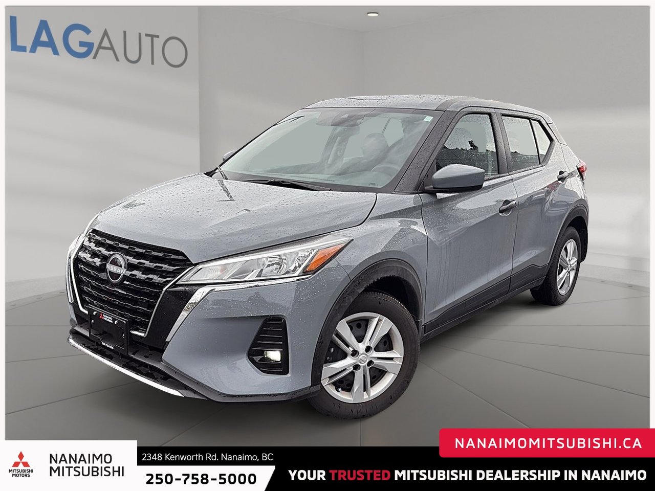 Gray 2025 Nissan Kicks Play SUV / Crossover Front-Wheel Drive Continuously Variable Transmission