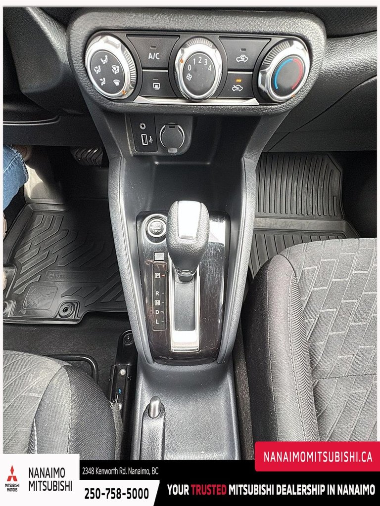 2021 Nissan Kicks S-17
