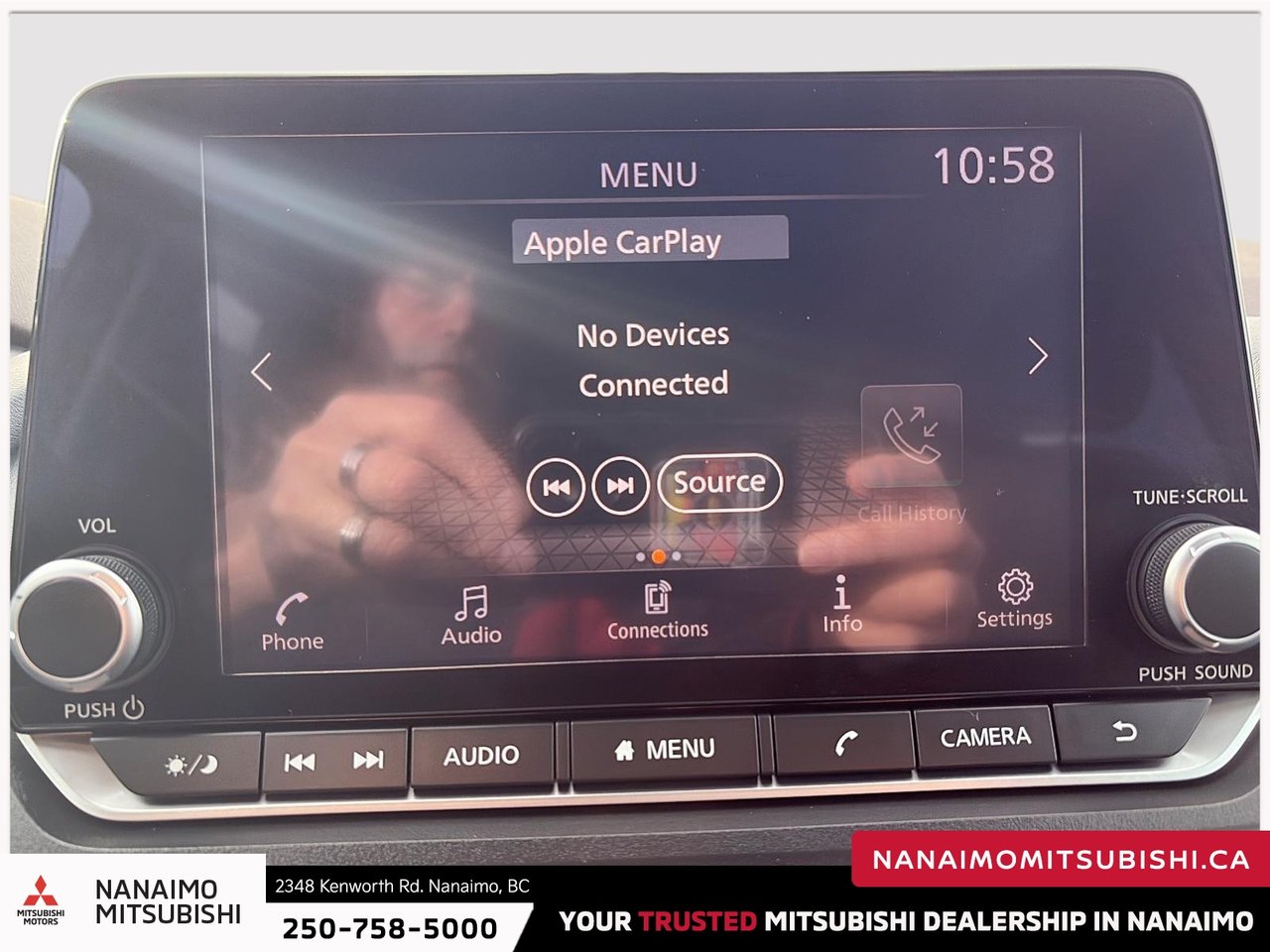 2023 Nissan Rogue S-18