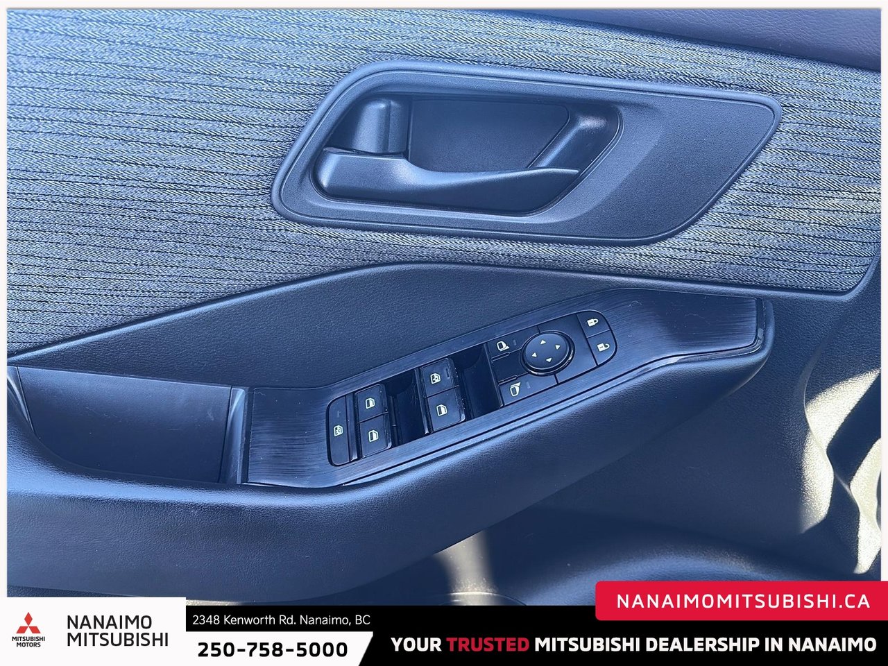 2023 Nissan Rogue S-11