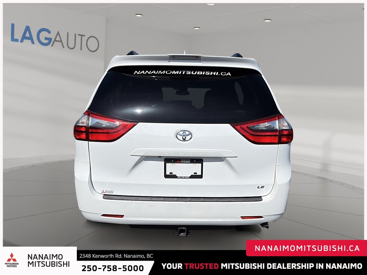 2020 Toyota Sienna LE-3