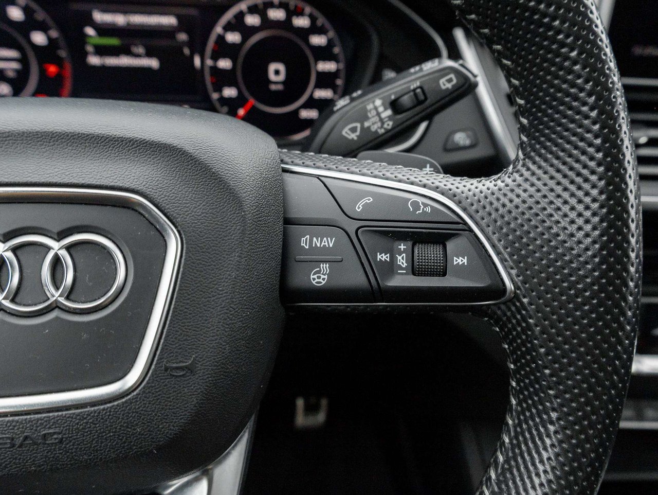 2019 Audi Q5 TECHNIK ? S Line ? Trade In ? Well Maintained-10