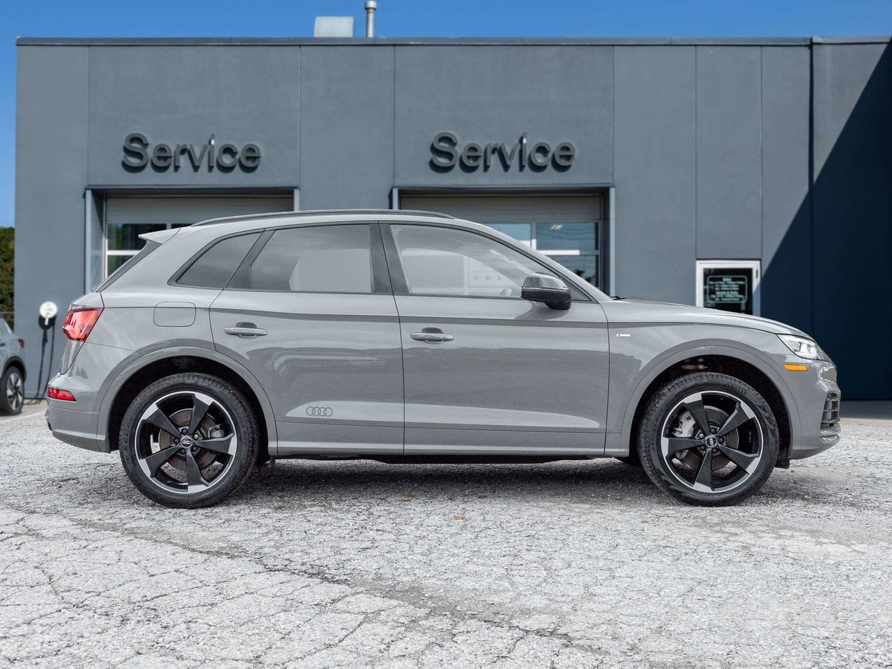 2019 Audi Q5 TECHNIK ? S Line ? Trade In ? Well Maintained-4