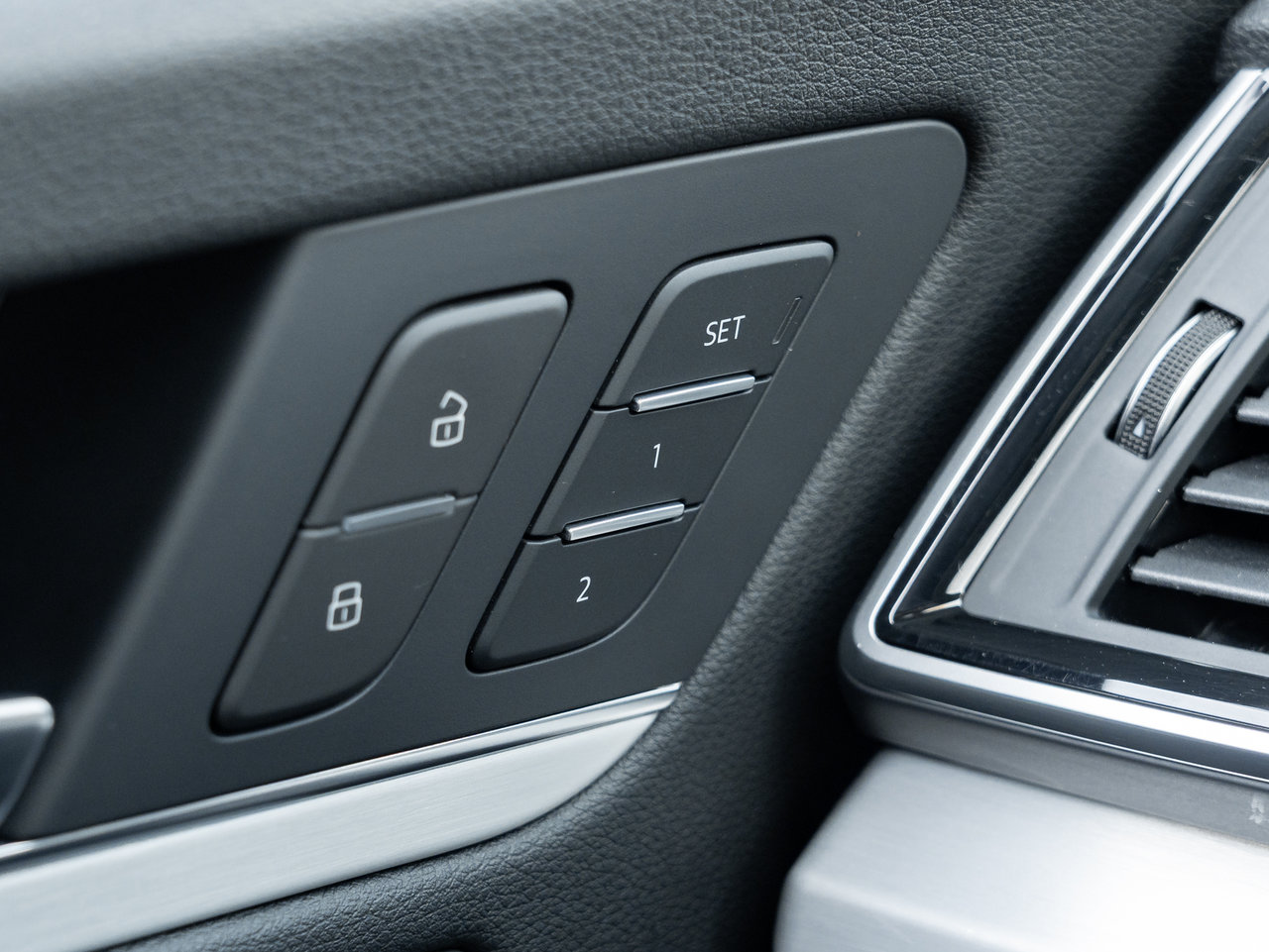 2023 Audi Q5 Technik 45 TFSI quattro  HUD  S LINE BLACK PACK-16