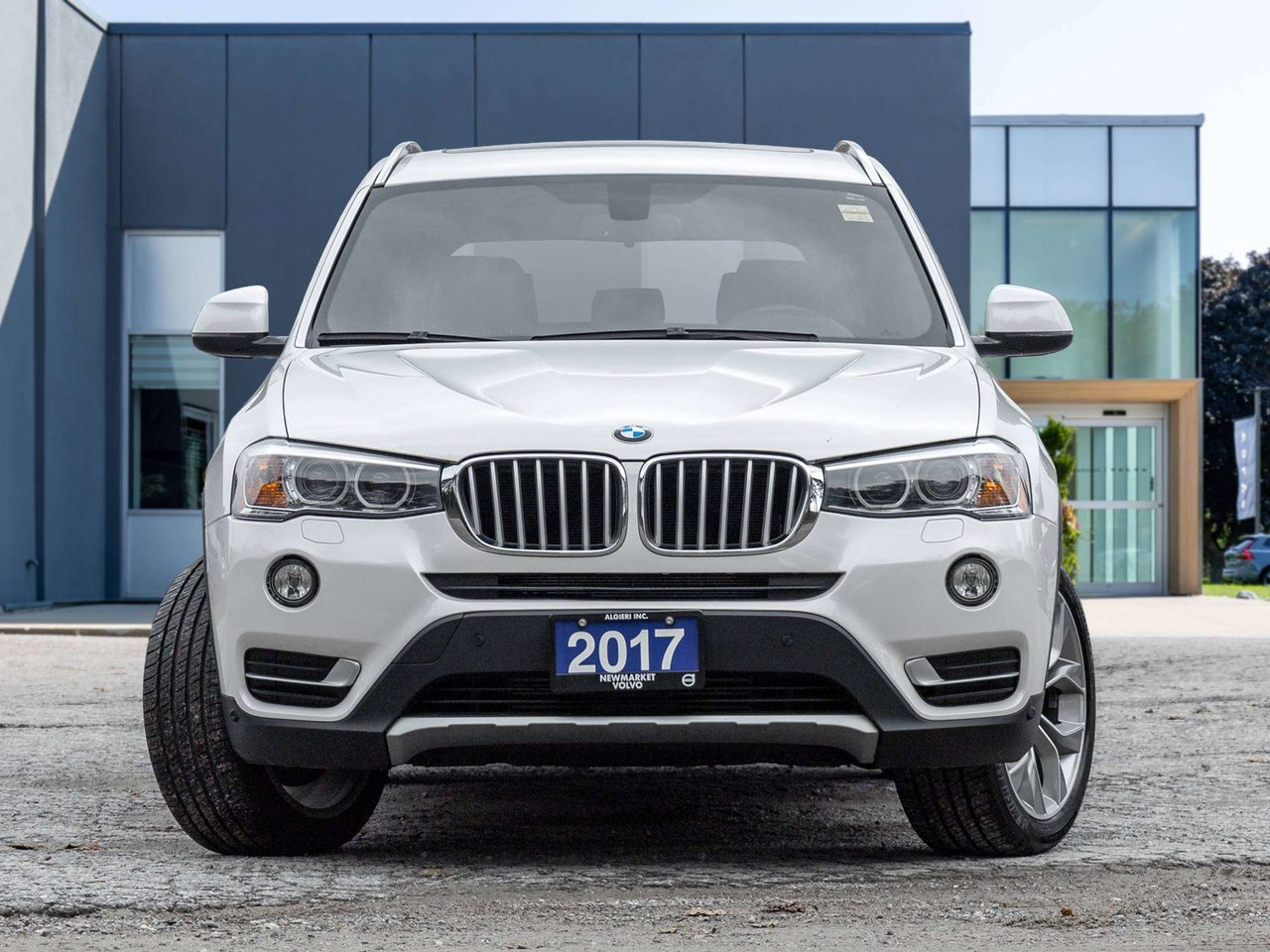BMW X3 xDrive^Trade In^No Accidents^Well Maintained 2017-1
