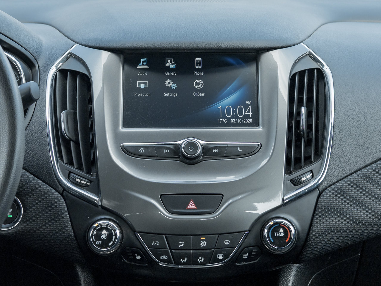 Chevrolet Cruze 4dr Sdn 1.4L LT w-1SD  SAFETY CERTIFIED  TRADE IN 2018-20