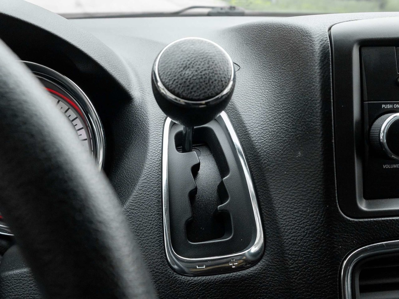 Dodge Grand Caravan SXT 2WD   AVAILABLE FOR FINANCING 2019-14