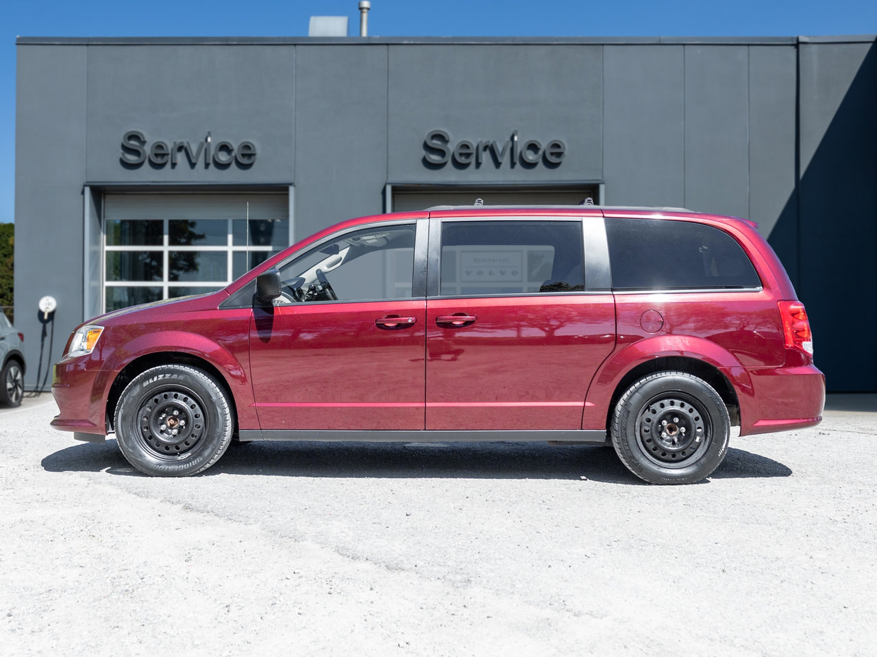 2019 Dodge Grand Caravan SXT 2WD   AVAILABLE FOR FINANCING-2