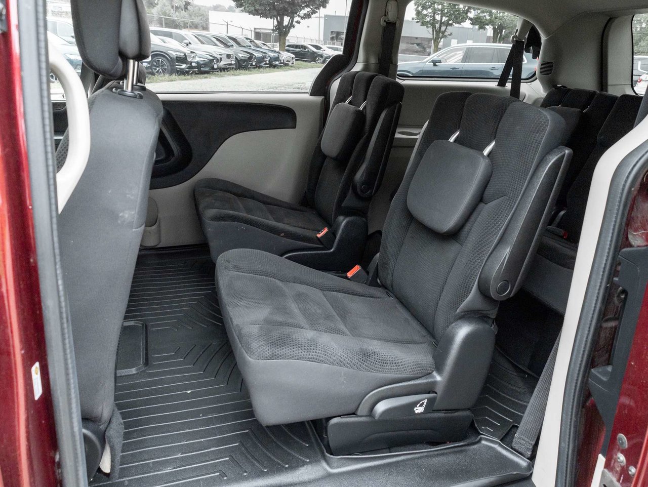 2019 Dodge Grand Caravan SXT-19