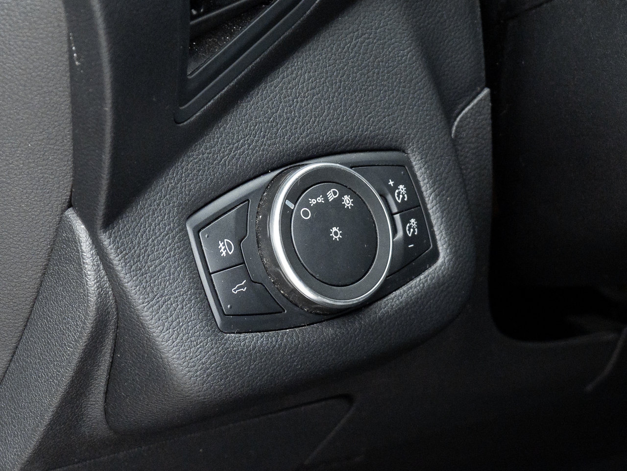 2019 Ford Escape SE 4WD  AS TRADED  AS IS-12