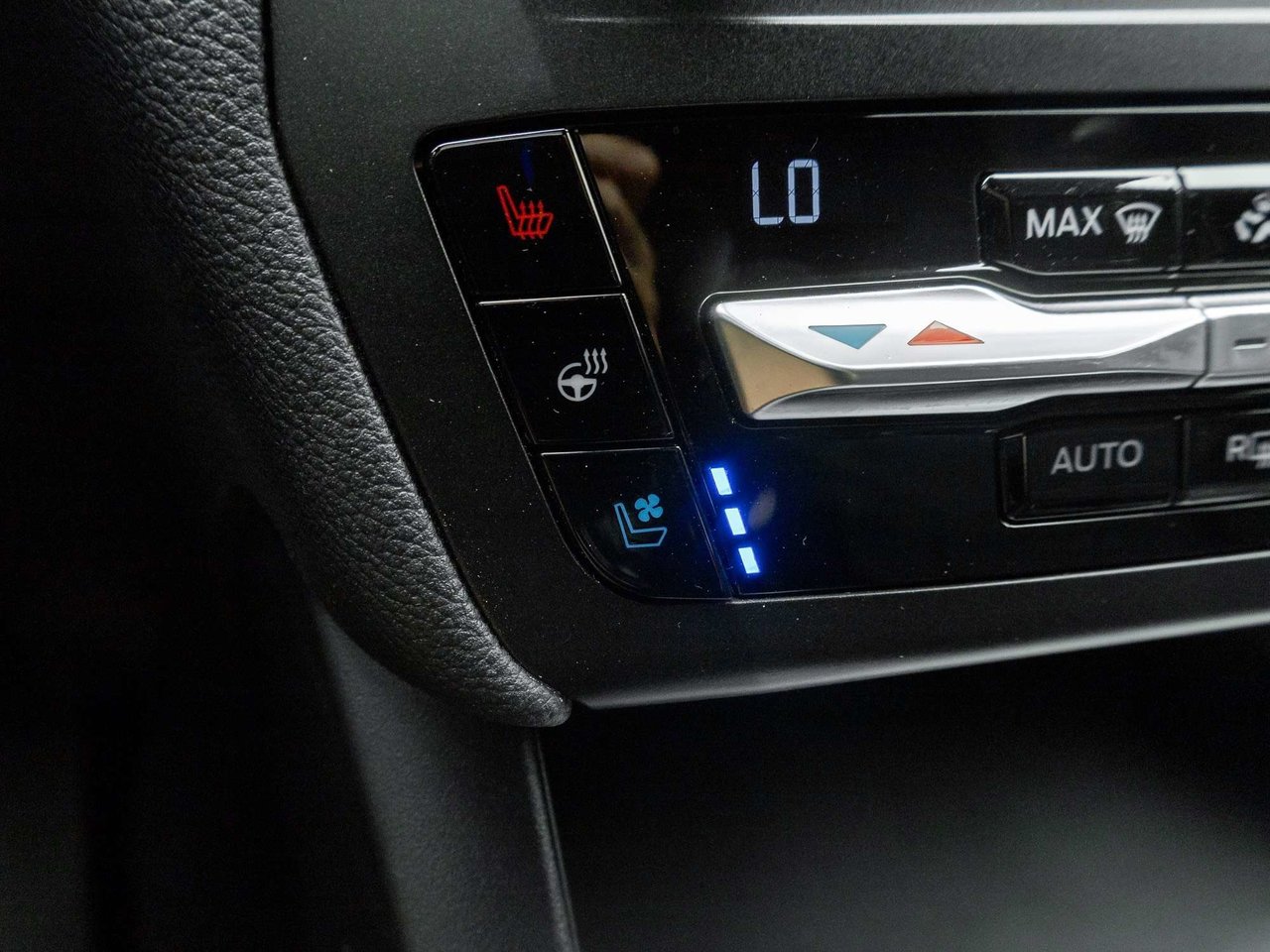 2020 Ford Explorer ST  TRADE IN ONE OWNER  WELL MAINTAINED  B&O AUDIO-21