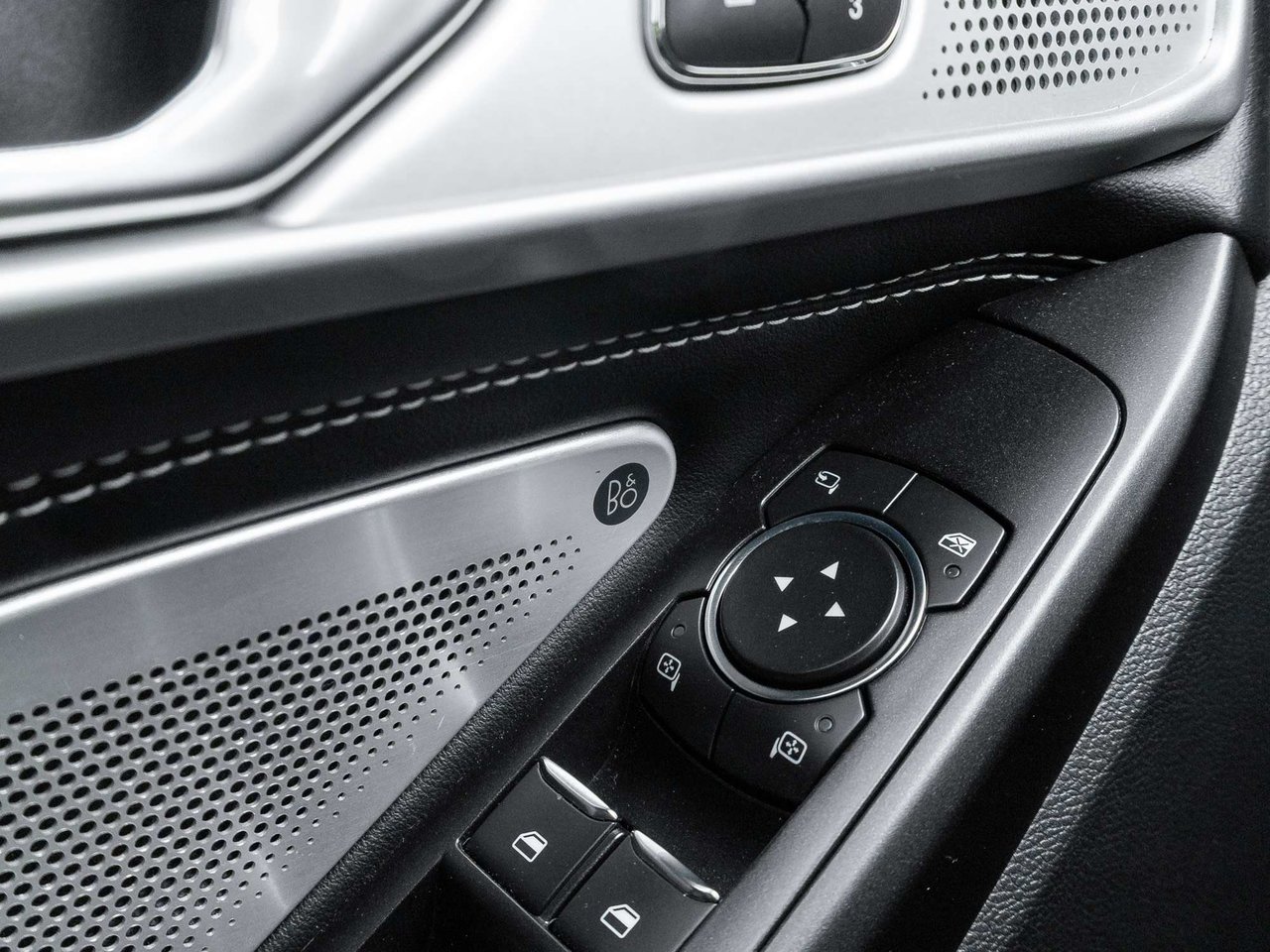2020 Ford Explorer ST  TRADE IN ONE OWNER  WELL MAINTAINED  B&O AUDIO-14