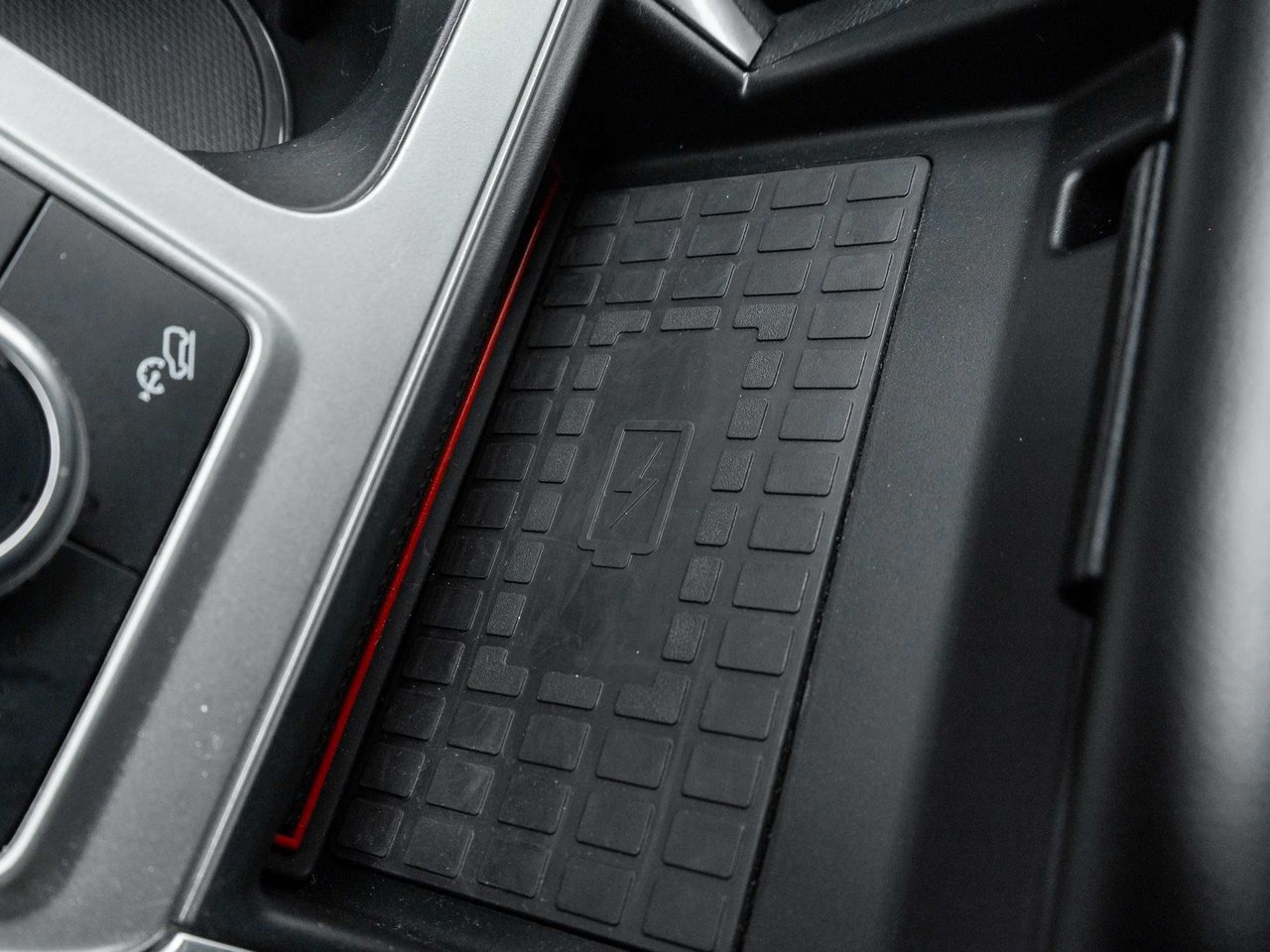 2020 Ford Explorer ST  TRADE IN ONE OWNER  WELL MAINTAINED  B&O AUDIO-19
