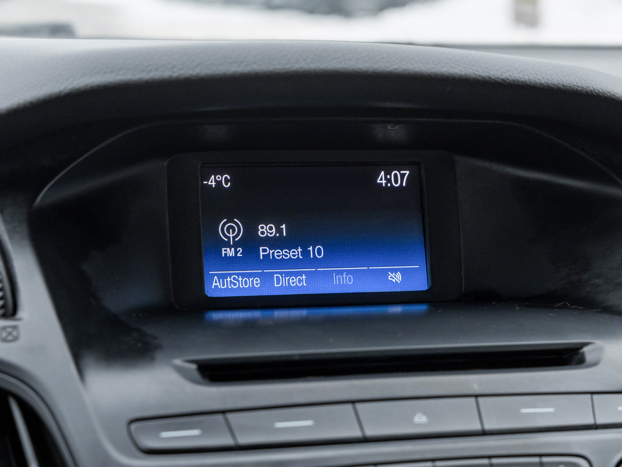 Ford Focus 4dr Sdn SE   AS IS 2016-17