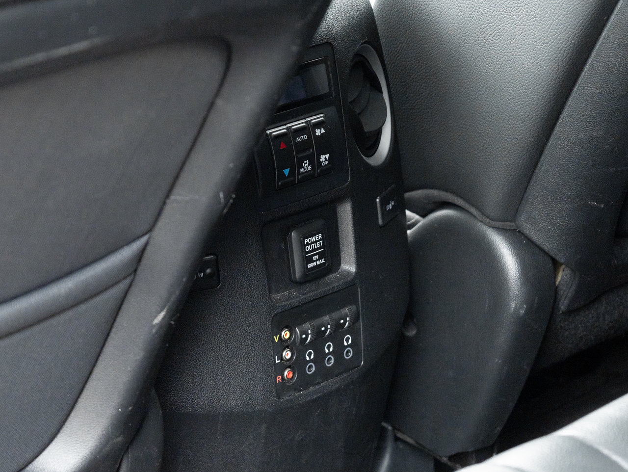 Honda Pilot 4WD 4dr Touring   AS IS 2015-24