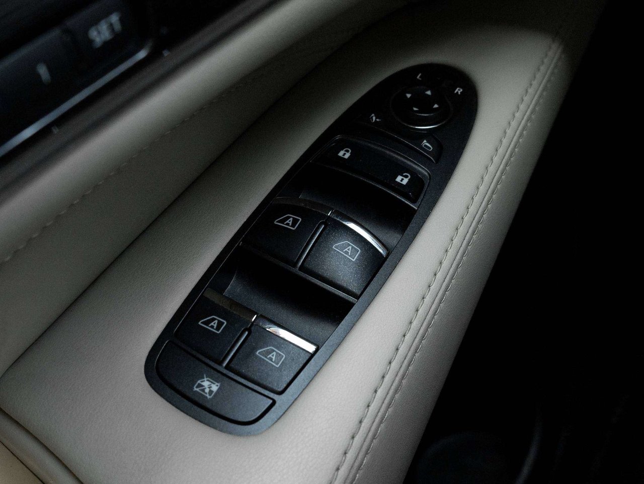 2017 Infiniti QX60 ONE ONWER   SAFETY CERTIFIED   TRADE IN-13