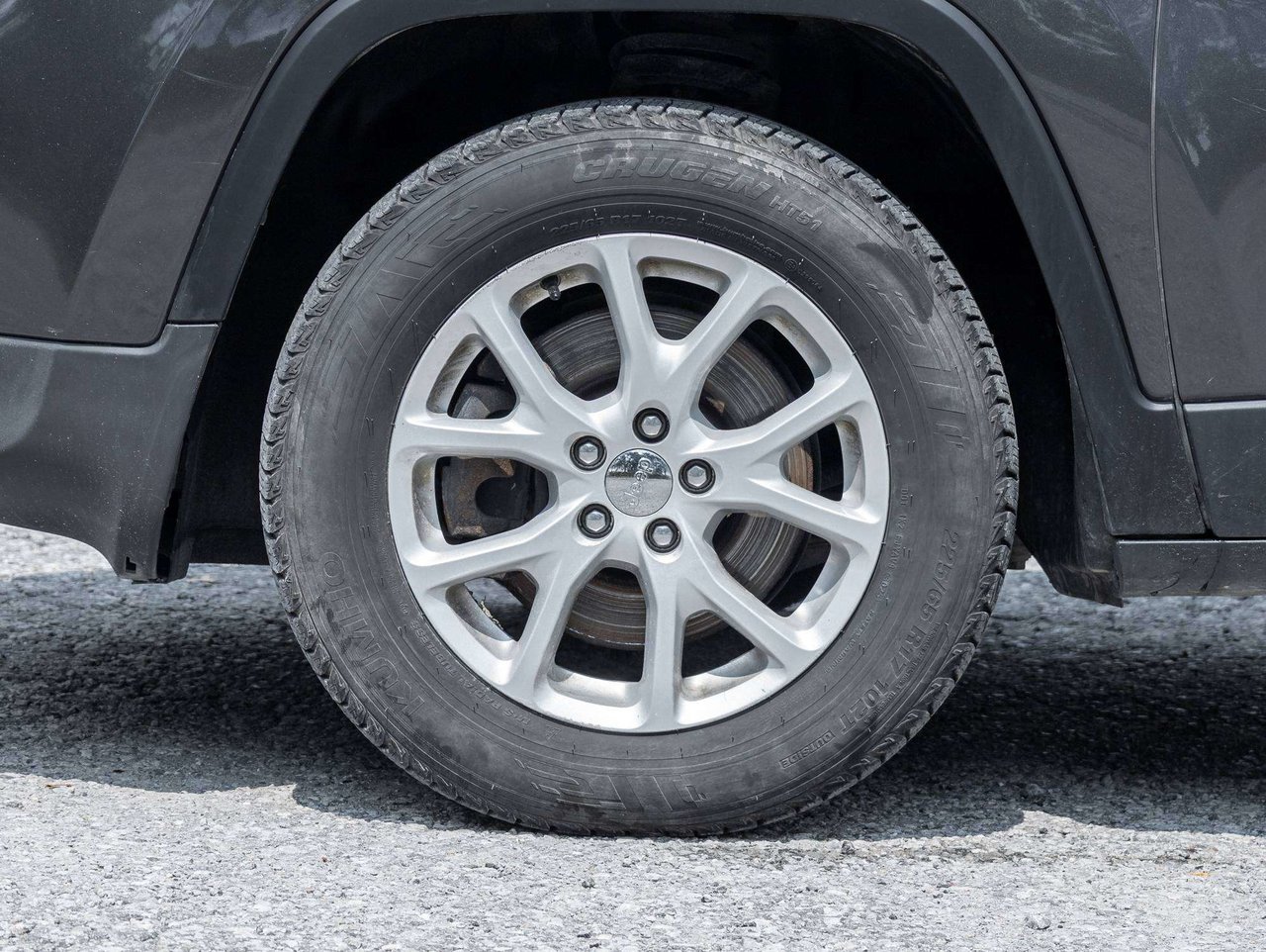 Jeep Cherokee North   TRADE IN   AS IS 2017-3