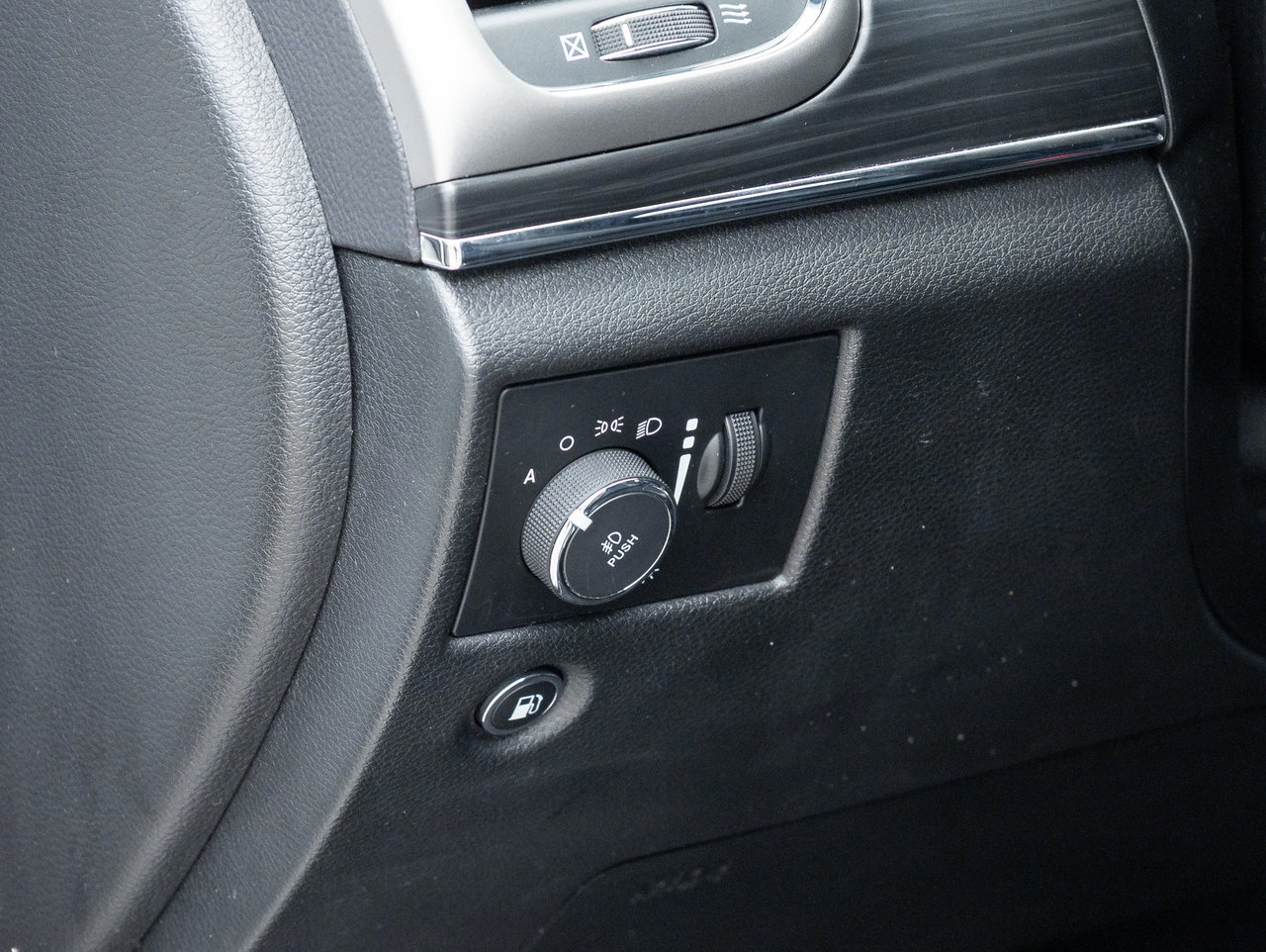 2019 Jeep Grand Cherokee Limited 4x4-14