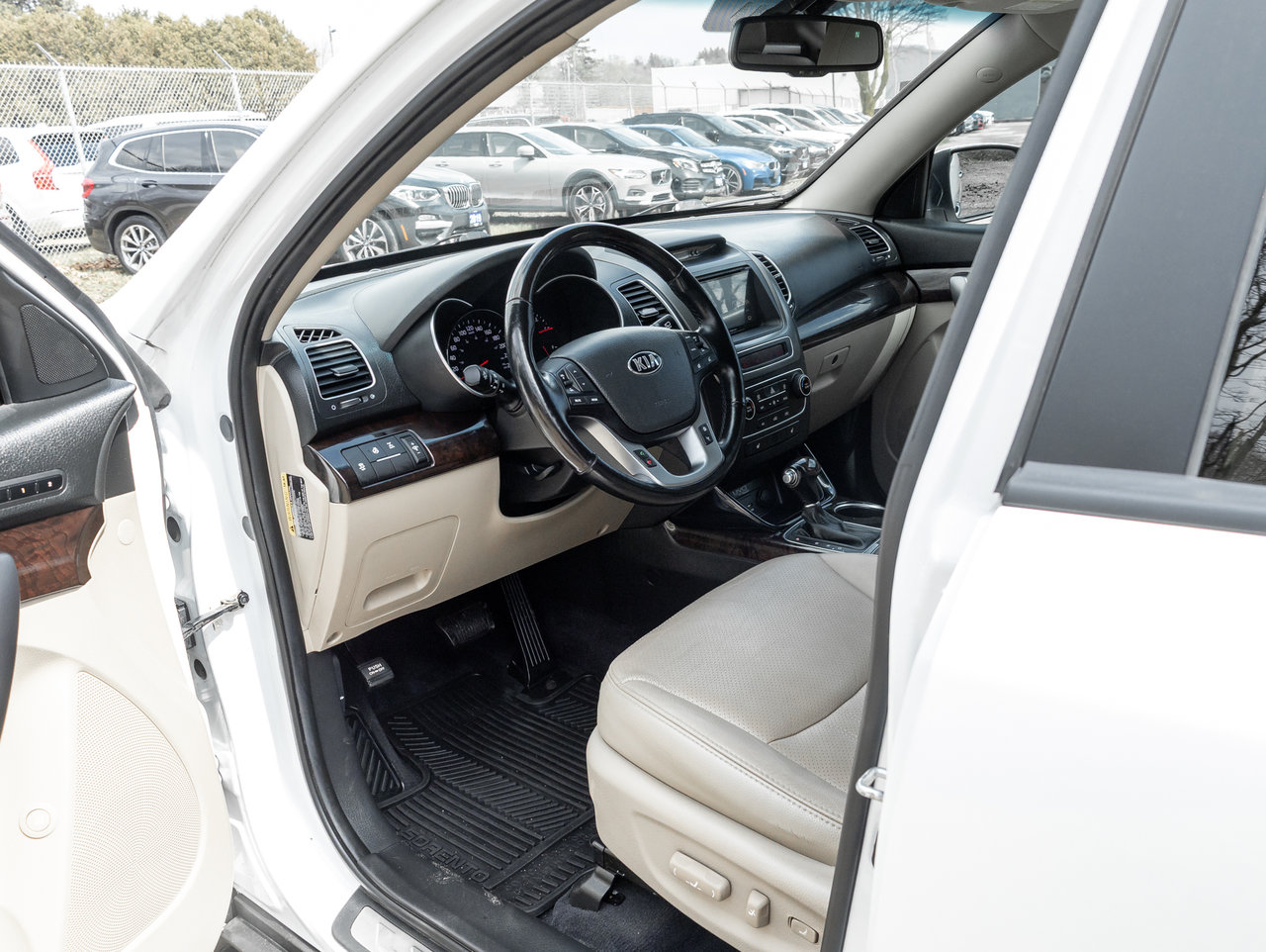 Kia Sorento AWD 4dr V6 Auto EX w-Snrf   AS IS 2015-6