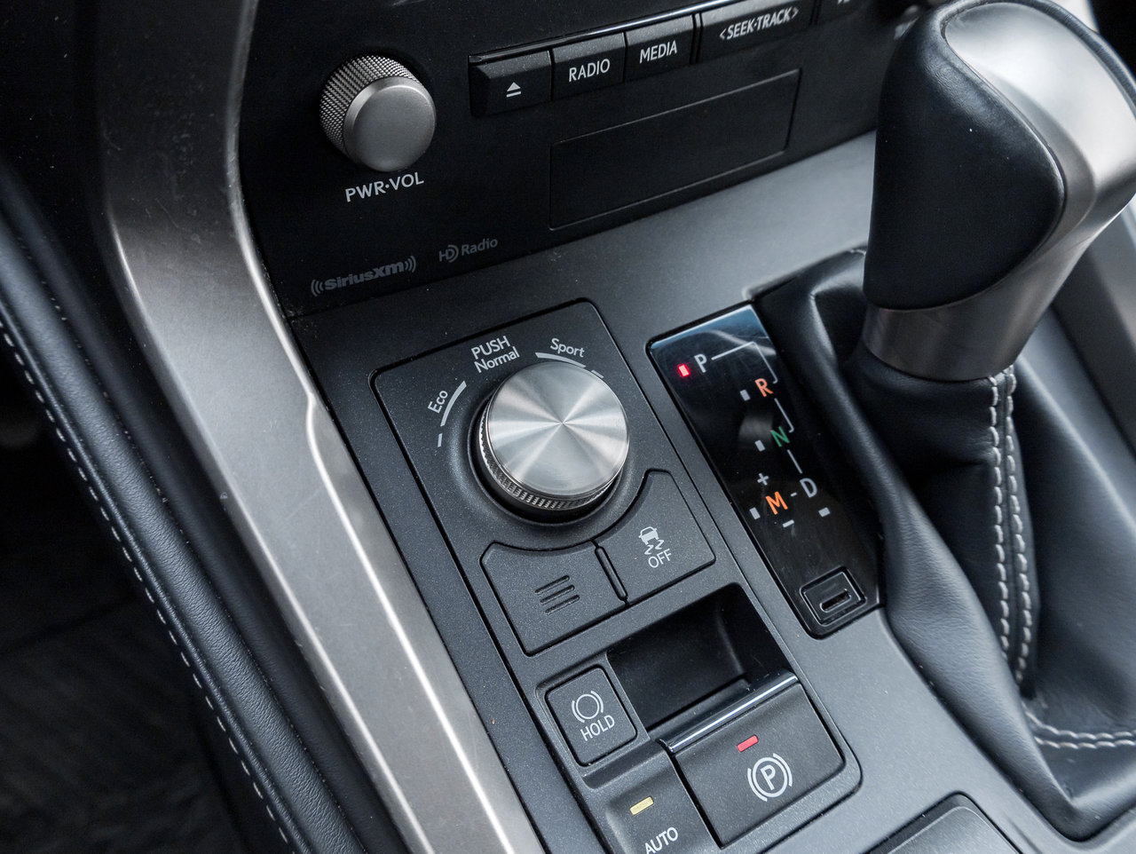 2019 Lexus NX 300 Auto  TRADE IN  ACCIDENTS FREE  LIKE NEW-16