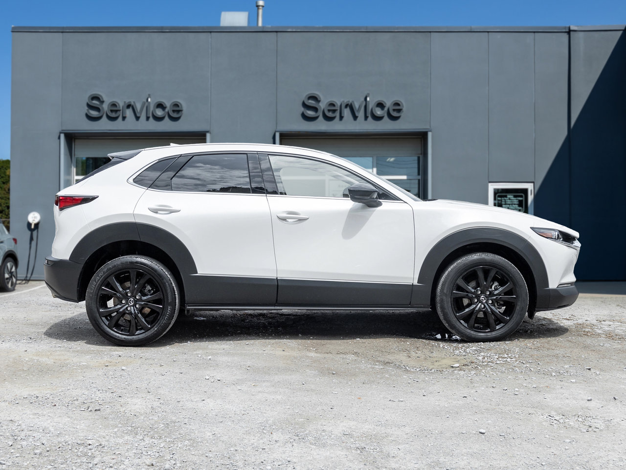 2023 Mazda CX-30 GT AWD  GRANET RED LEATHER ONE OWNER  NO ACCIDENTS-4