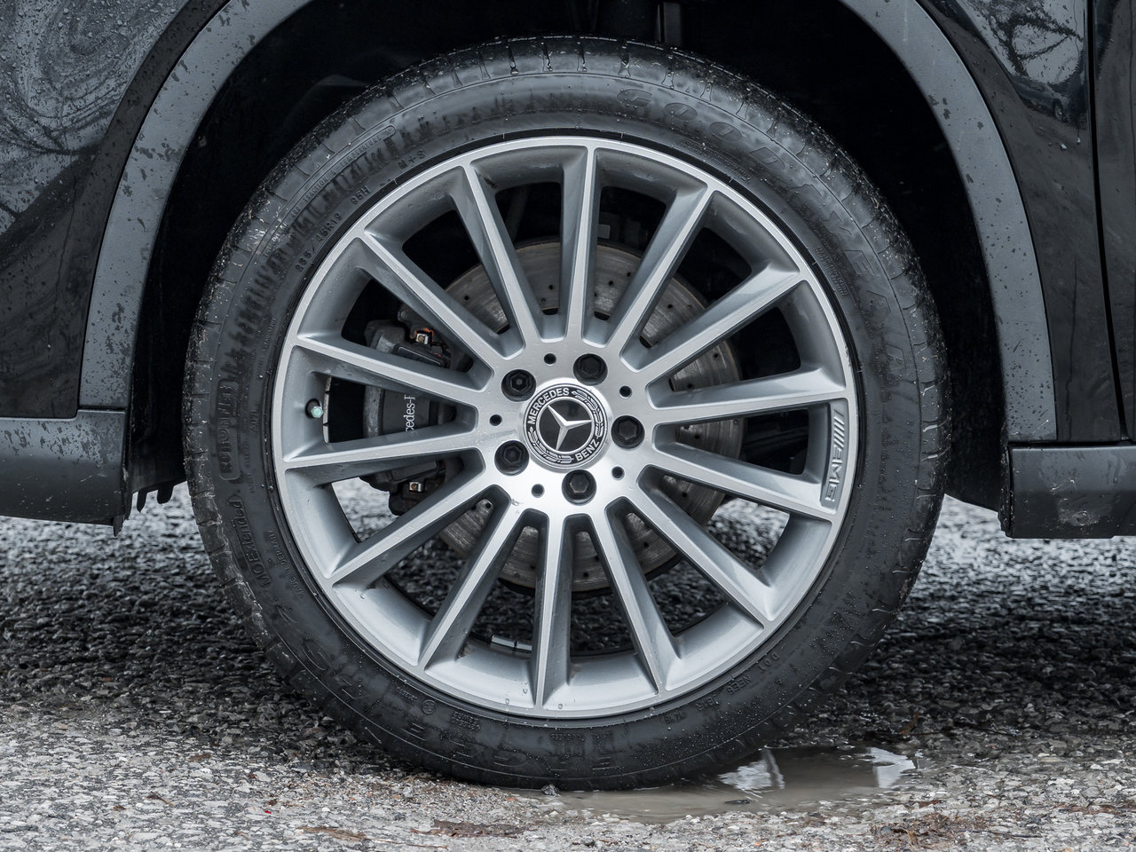 Mercedes-Benz GLA 250 4MATIC SUV LOW MILEAGE ONE OWNER  TRADE IN 2018-3