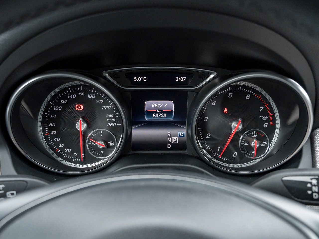 Mercedes-Benz GLA 250 4MATIC SUV LOW MILEAGE ONE OWNER  TRADE IN 2018-8