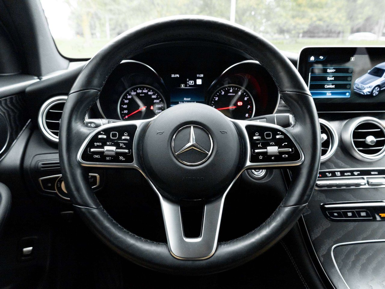 2020 Mercedes-Benz GLC 300-7