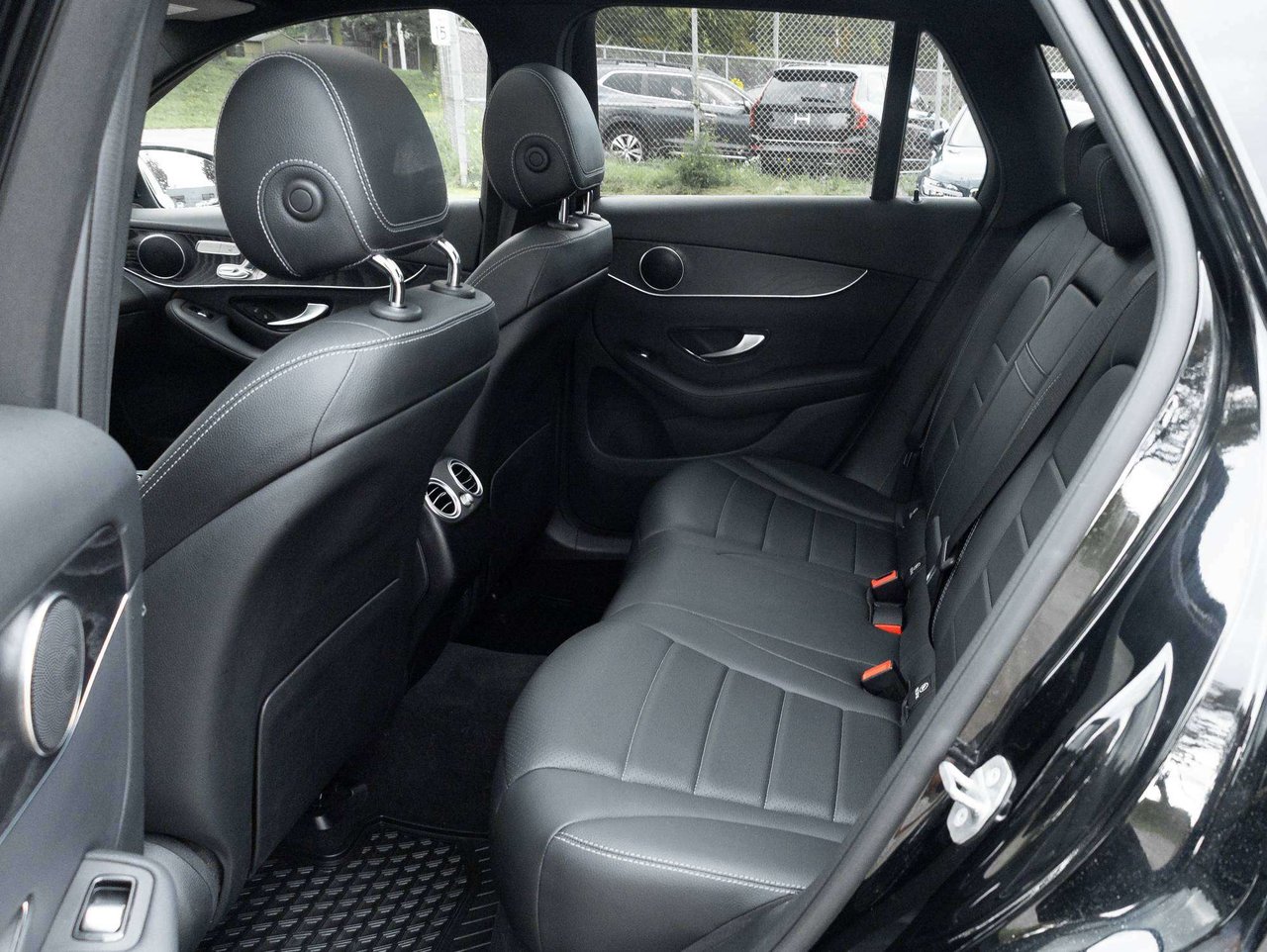 2020 Mercedes-Benz GLC 300-24