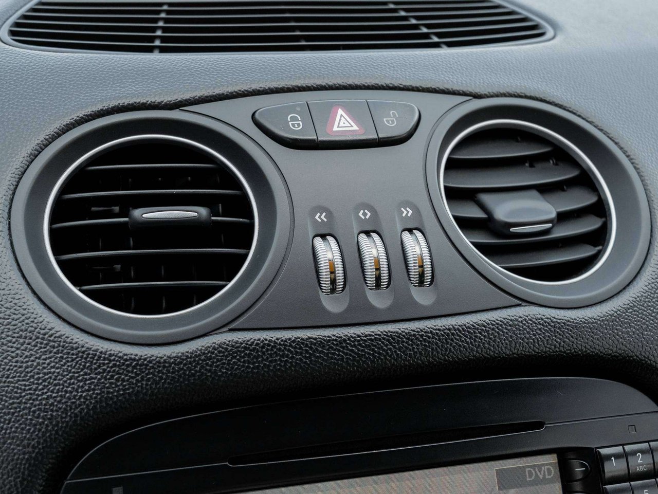 Mercedes-Benz SL 5.5L AMG   CONVERTIBLE   SAFETY CERTIFIED 2005-25