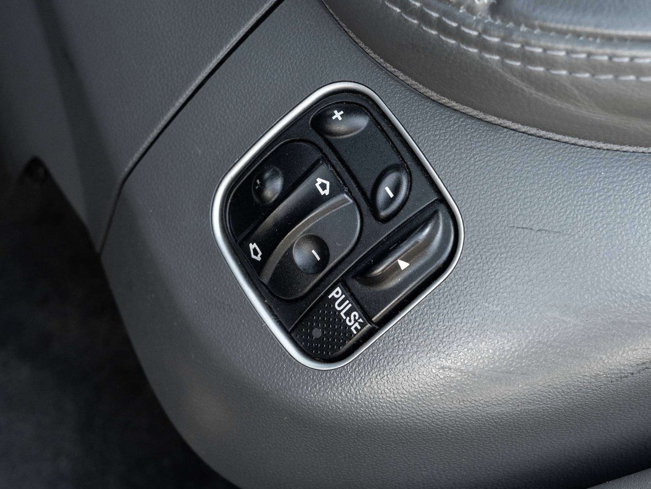 Mercedes-Benz SL 5.5L AMG   CONVERTIBLE   SAFETY CERTIFIED 2005-20