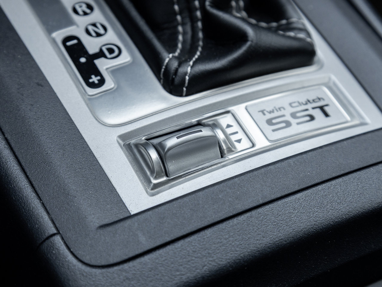 2011 Mitsubishi Lancer 4dr Sdn Ralliart-19