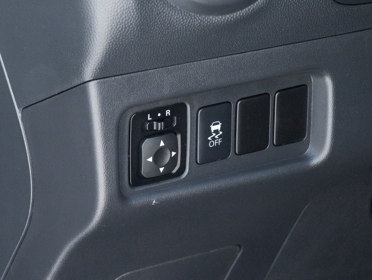 Mitsubishi Mirage ES CVT   ONE OWNER   SAFETY CERTIFIED   LOW KM 2024-11