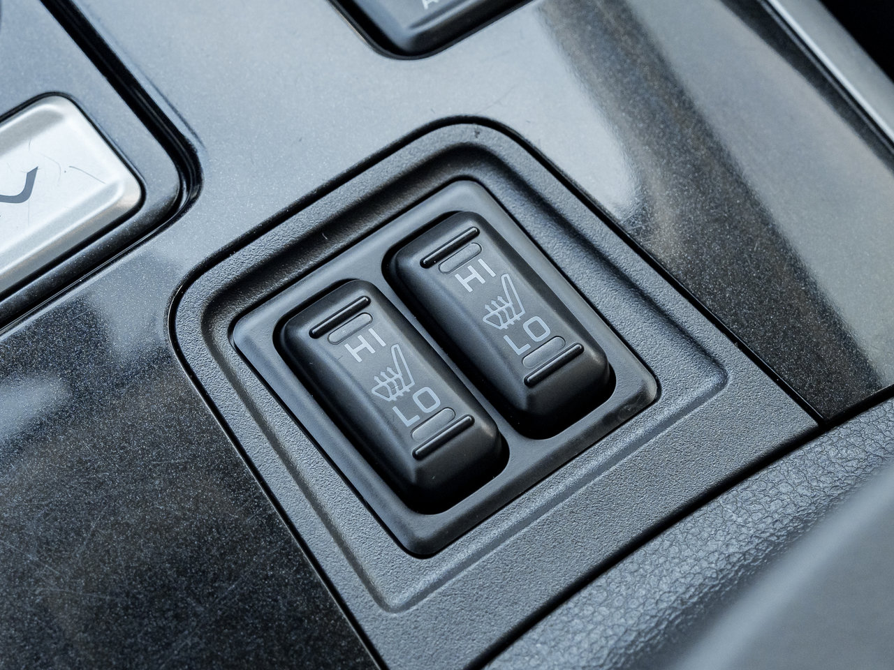 2020 Mitsubishi Outlander PHEV SE S-AWC  SAEFTY CERTIFIED FINANCE AS LOW AS 6.49%-17