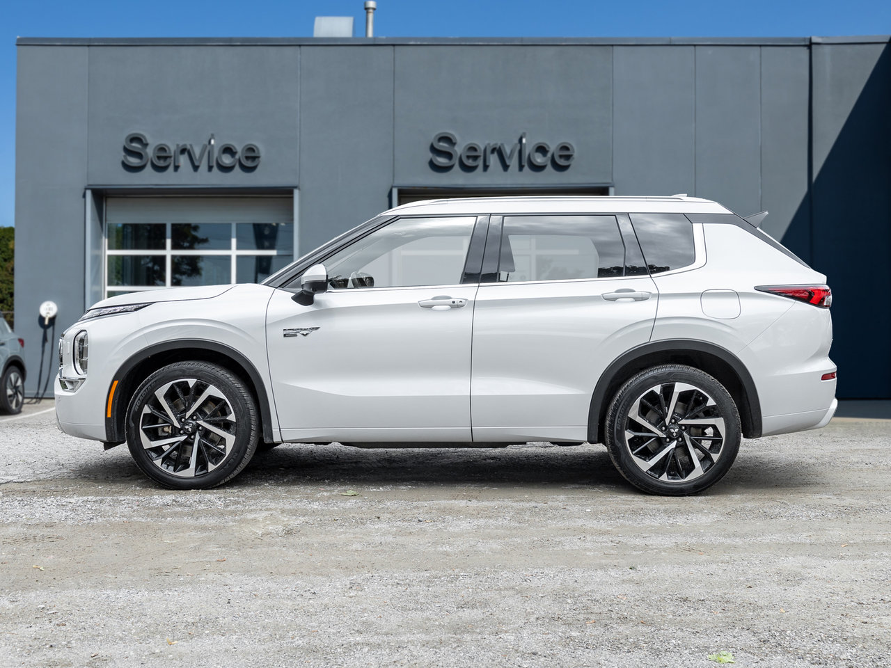 2023 Mitsubishi Outlander PHEV GT S-AWC CPO FINANCE RATES FOR AS LOW AS 0.90%-2