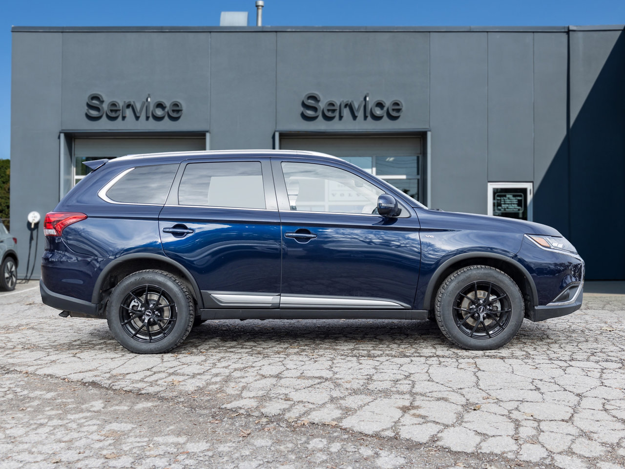 Mitsubishi Outlander GT S-AWC   FIANCNE AS LOW AS 7.99% 2020-4