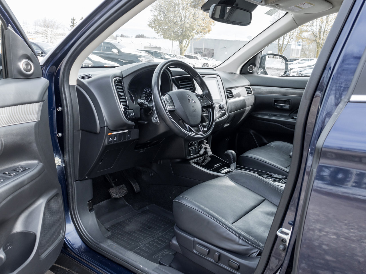 Mitsubishi Outlander GT S-AWC   ONE OWNER   SAFETY CERTIFIED 2020-6