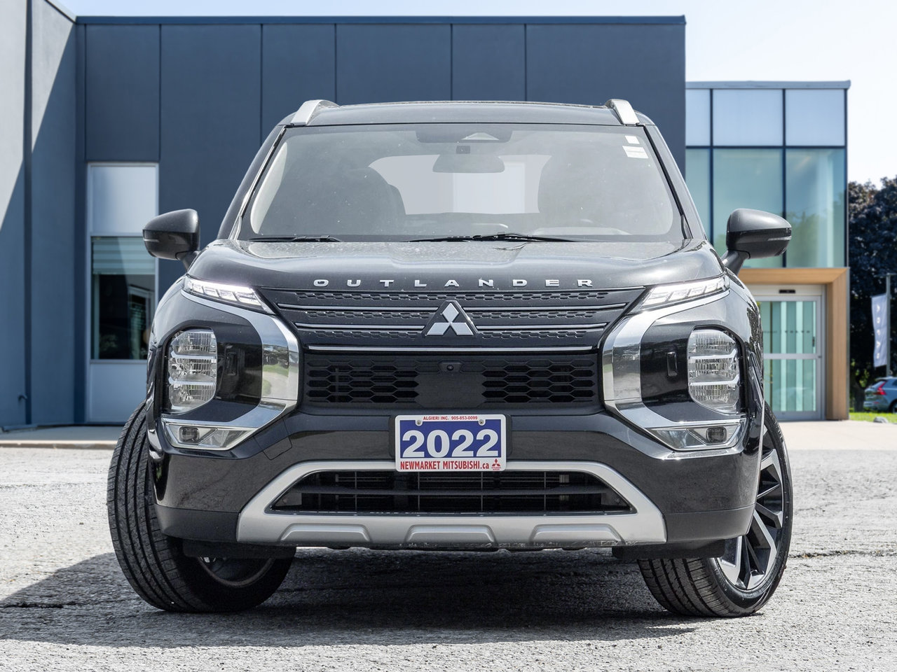 2022 Mitsubishi Outlander LE S-AWC   CPO FINANCE RATES FOR AS LOW AS 0.90%-1
