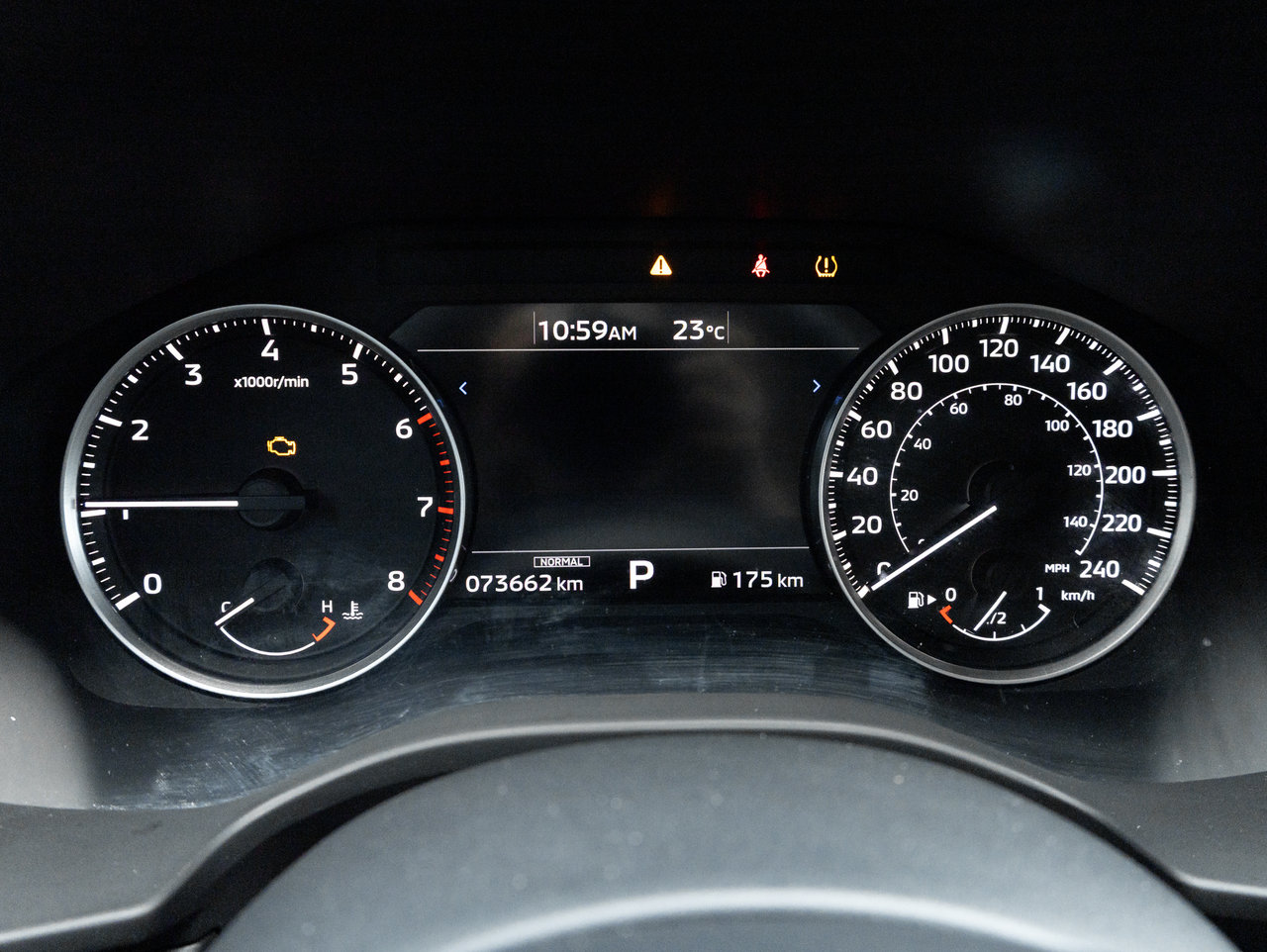 2022 Mitsubishi Outlander LE S-AWC   CPO FINANCE RATES FOR AS LOW AS 0.90%-8