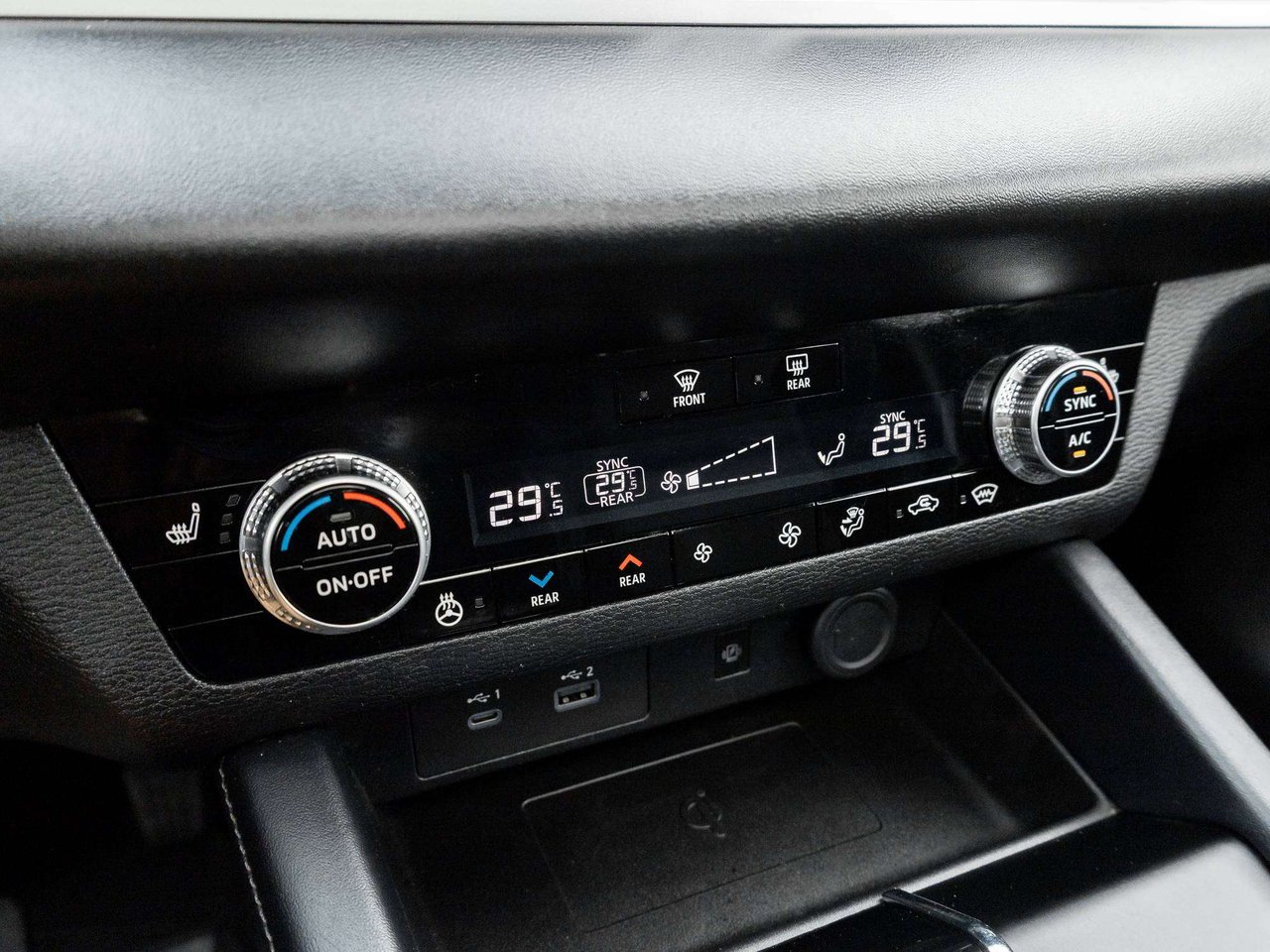 Mitsubishi Outlander SE S-AWC CPO FINANCE RATES FOR AS LOW AS 0.90% 2022-15