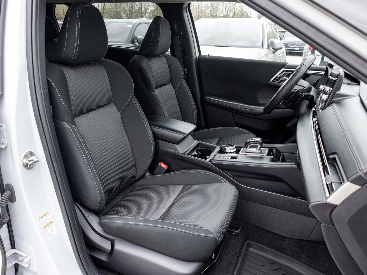 Mitsubishi Outlander ES S-AWC CPO FINANCE RATES FOR AS LOW AS 0.90% 2023-18
