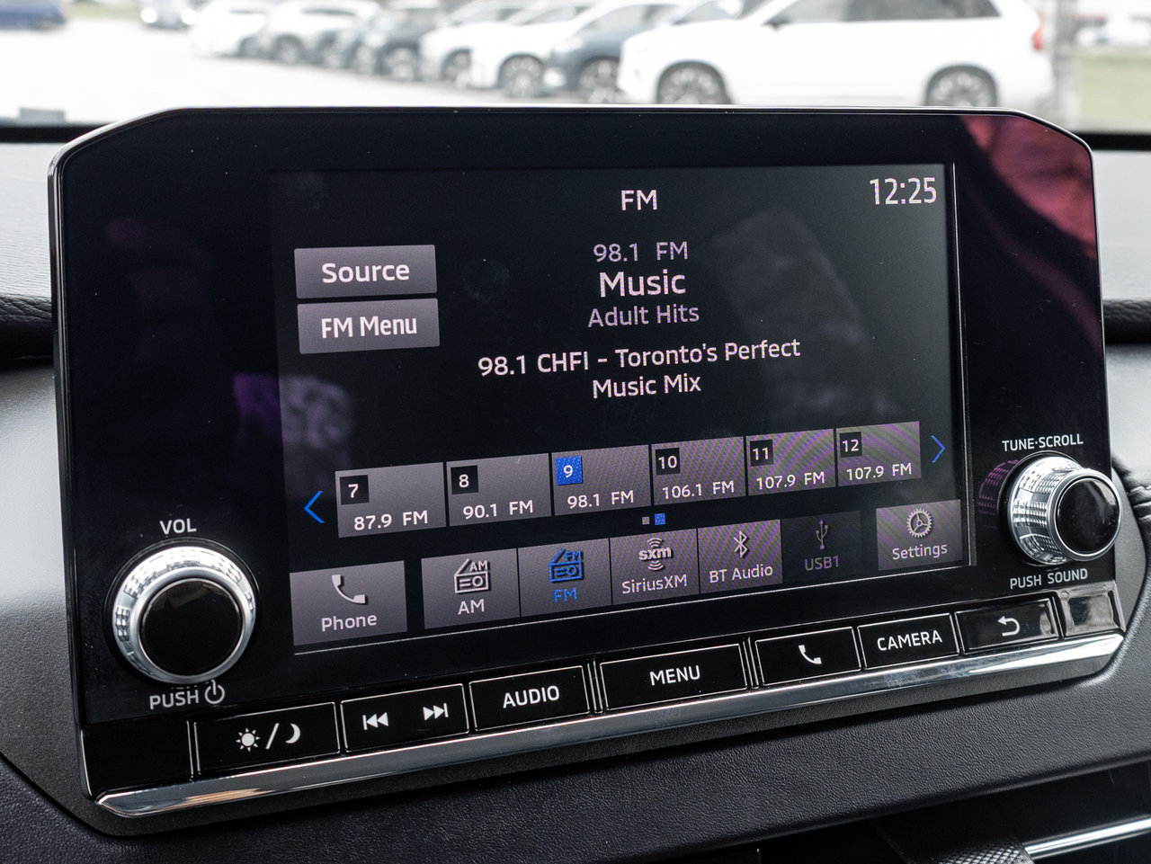 Mitsubishi Outlander ES S-AWC CPO FINANCE RATES FOR AS LOW AS 0.90% 2023-17