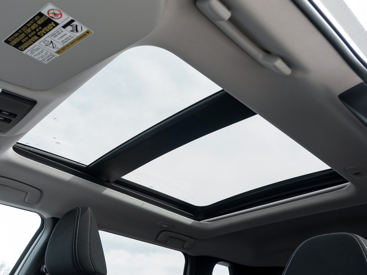 2024 Mitsubishi Outlander SE S-AWC CPO FINANCE RATES FOR AS LOW AS 0.90%-18