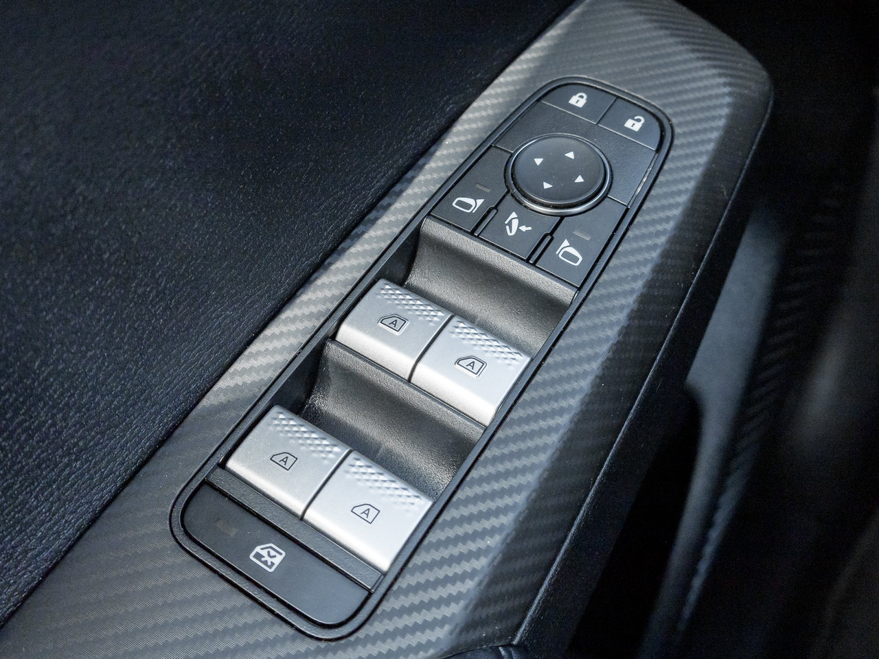 2024 Mitsubishi Outlander SE S-AWC CPO FINANCE RATES FOR AS LOW AS 0.90%-11
