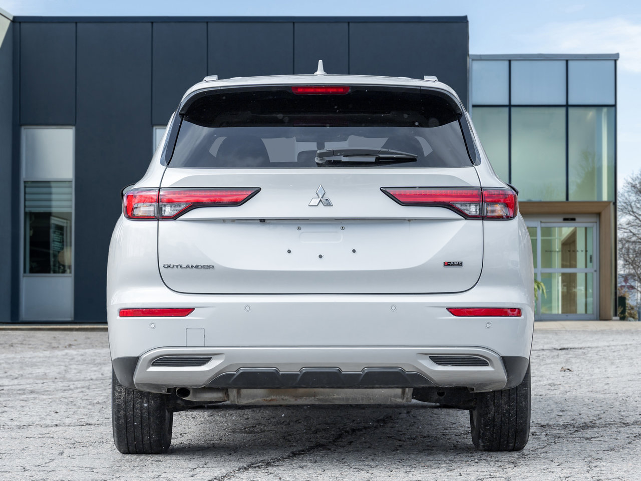 2024 Mitsubishi Outlander SE S-AWC CPO FINANCE RATES FOR AS LOW AS 0.90%-5