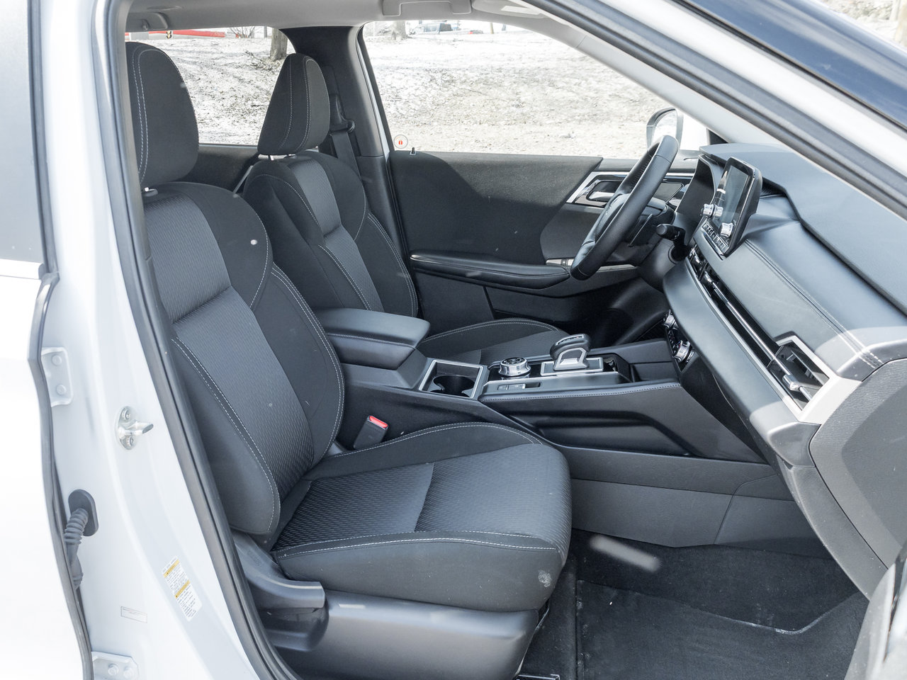 2024 Mitsubishi Outlander SE S-AWC CPO FINANCE RATES FOR AS LOW AS 0.90%-19