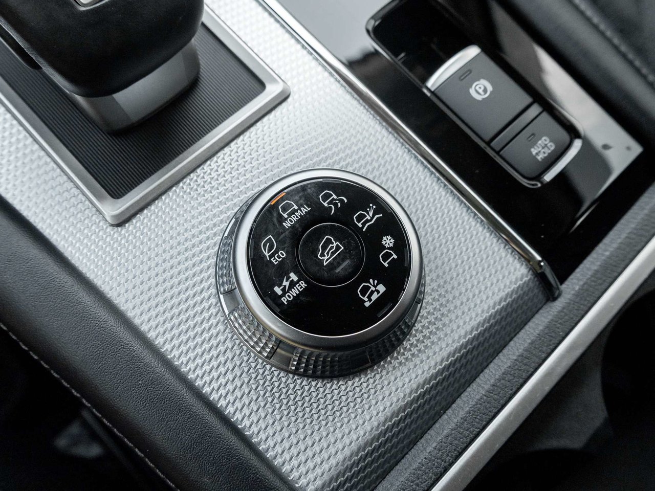 Mitsubishi Outlander GT 2024-18