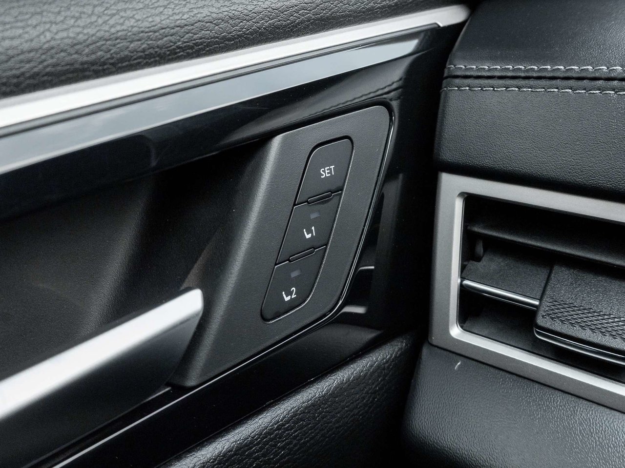 Mitsubishi Outlander GT 2024-14
