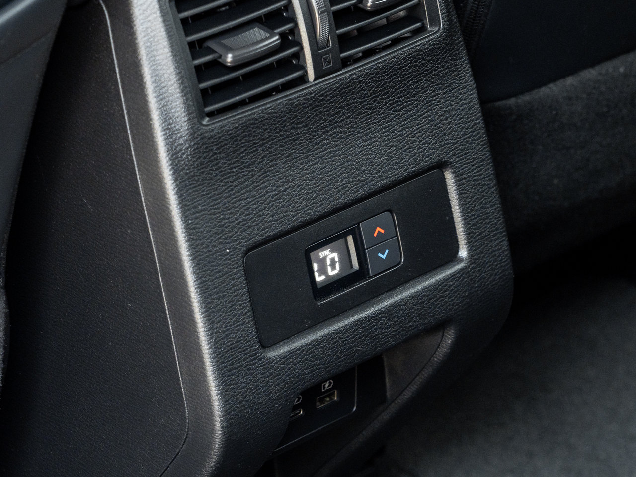 2024 Mitsubishi Outlander LE S-AWC   CPO FINANCE RATES FOR AS LOW AS 0.90%-22